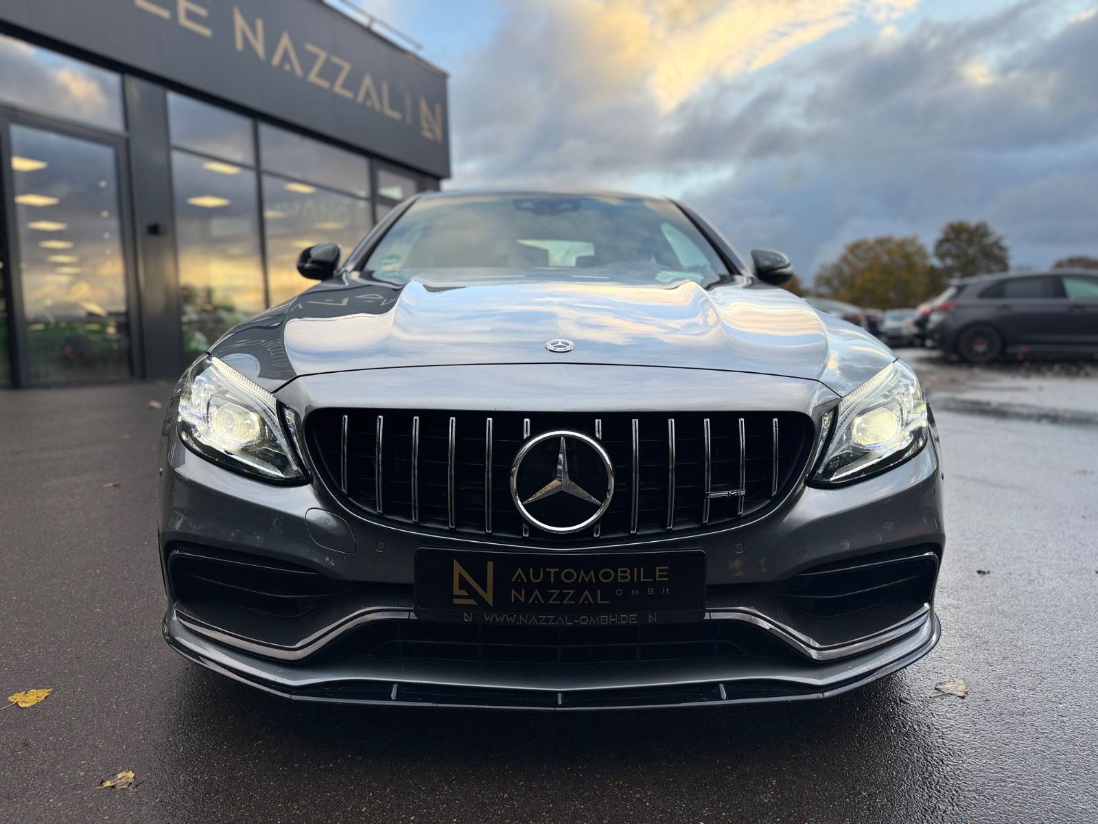 Fahrzeugabbildung Mercedes-Benz C63 AMG COUPE*PANORAMA*BURMESTER*FACELIFT*CARBON