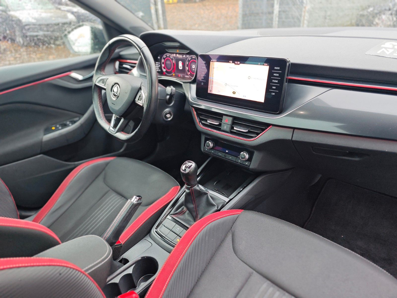 Fahrzeugabbildung SKODA SCALA MONTE CARLO*PANORAMA*APPLE CAR*KAMERA*NAVI