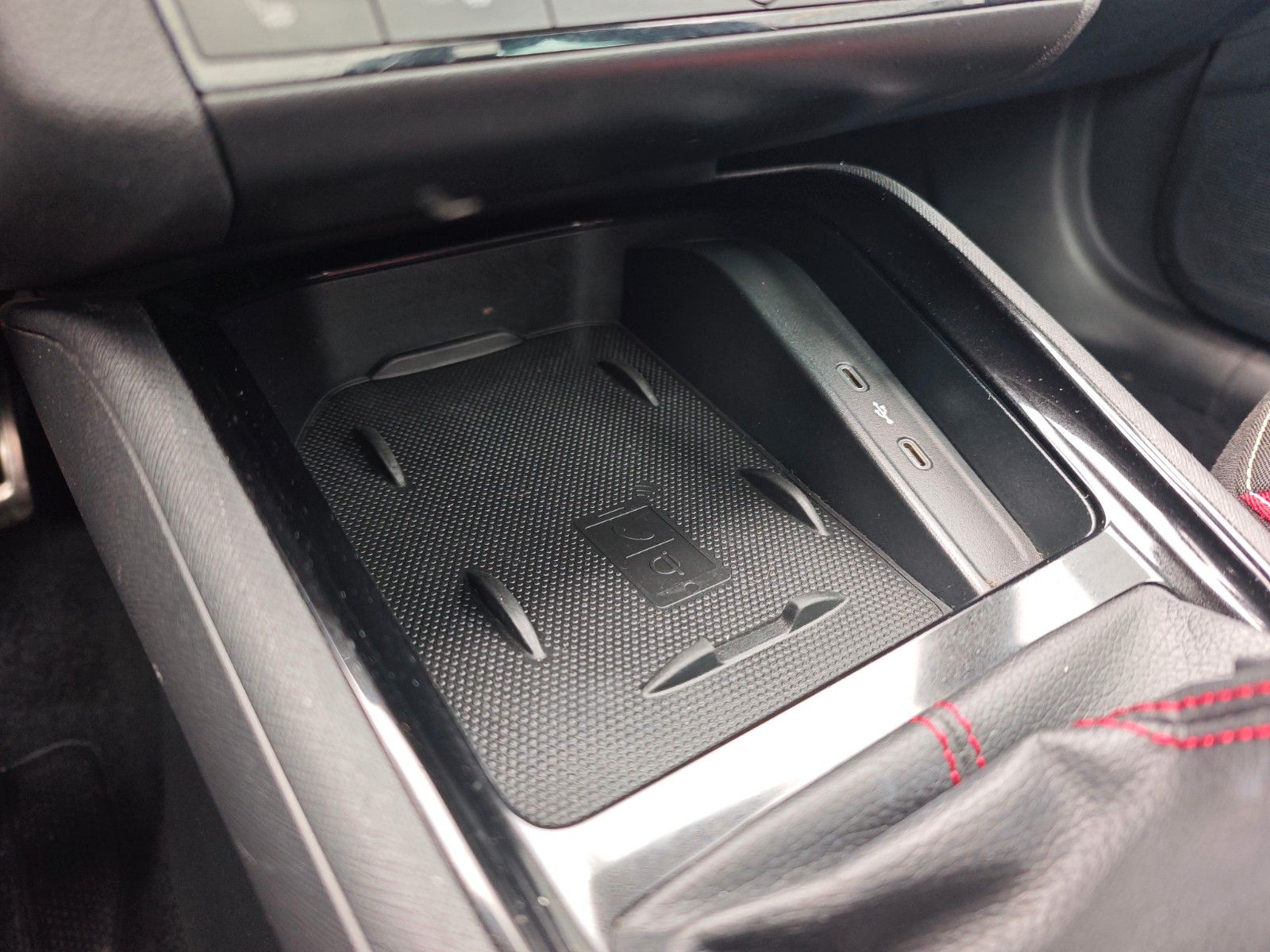 Fahrzeugabbildung SKODA SCALA MONTE CARLO*PANORAMA*APPLE CAR*KAMERA*NAVI