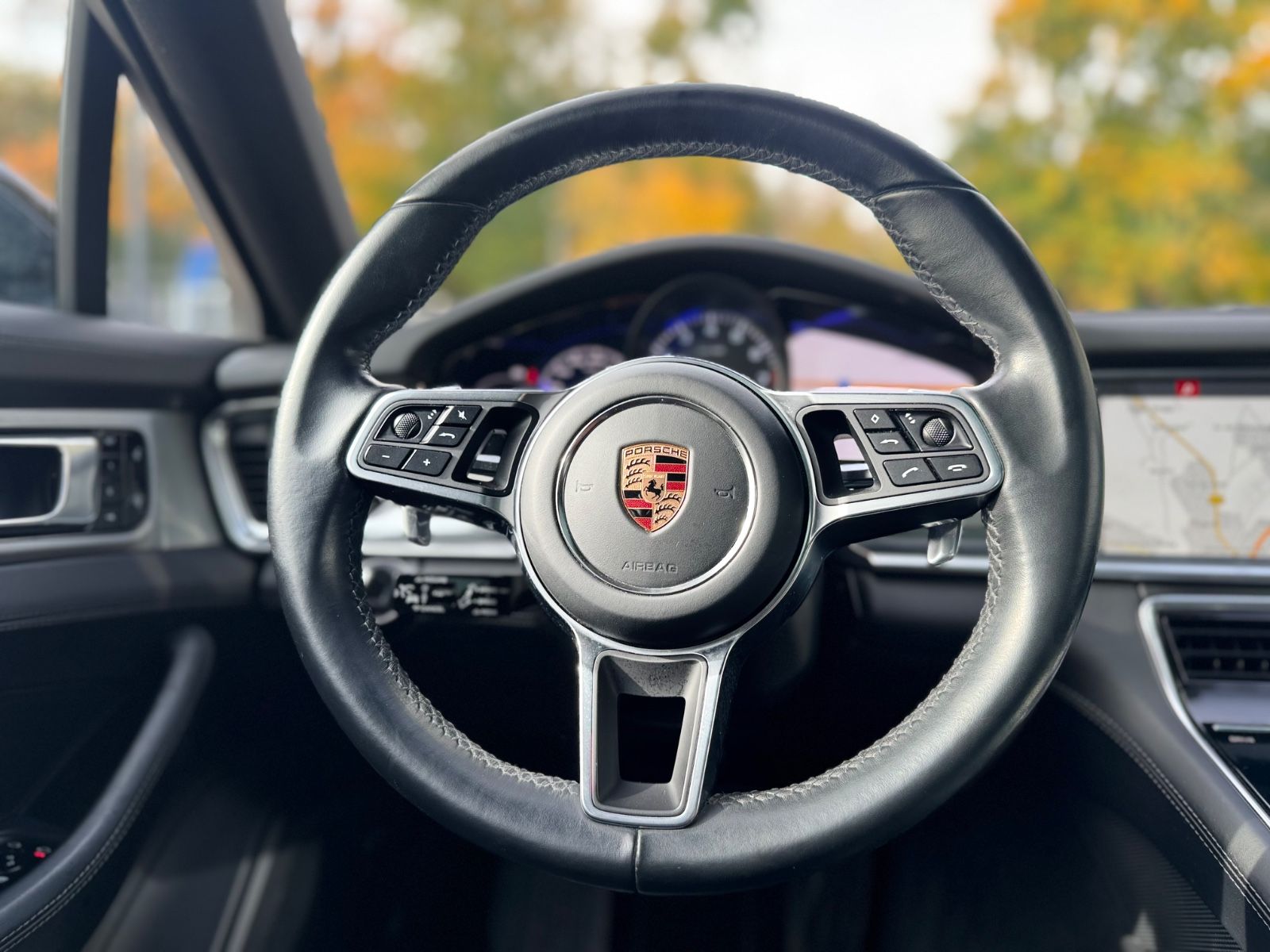 Fahrzeugabbildung Porsche PANAMERA 4S*BOSE*PANORAMA*ACC*MASSAGE*INNO-DRIVE