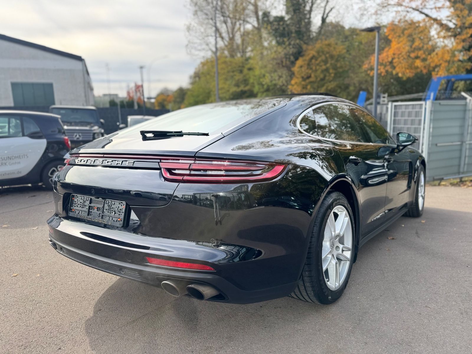 Fahrzeugabbildung Porsche PANAMERA 4S*BOSE*PANORAMA*ACC*MASSAGE*INNO-DRIVE