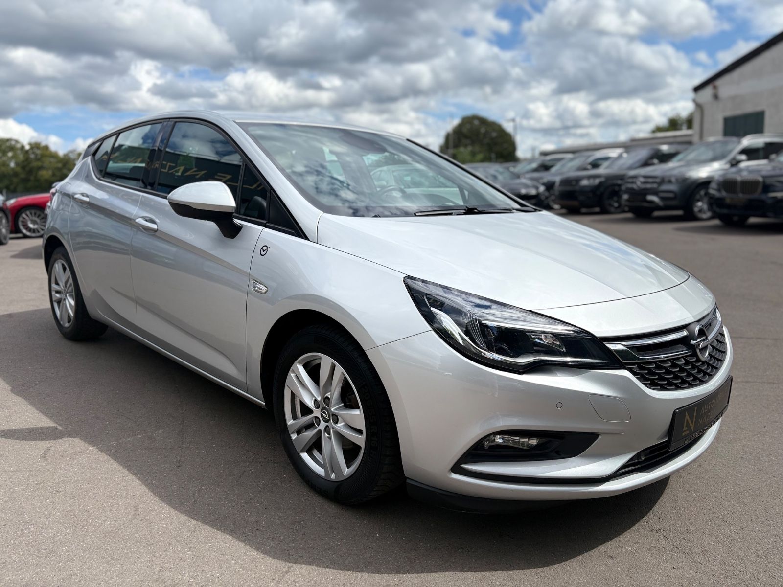 Fahrzeugabbildung Opel ASTRA K LIM*DYNAMIC*VOLL-LED*PDC*ERGO SITZE*TOP