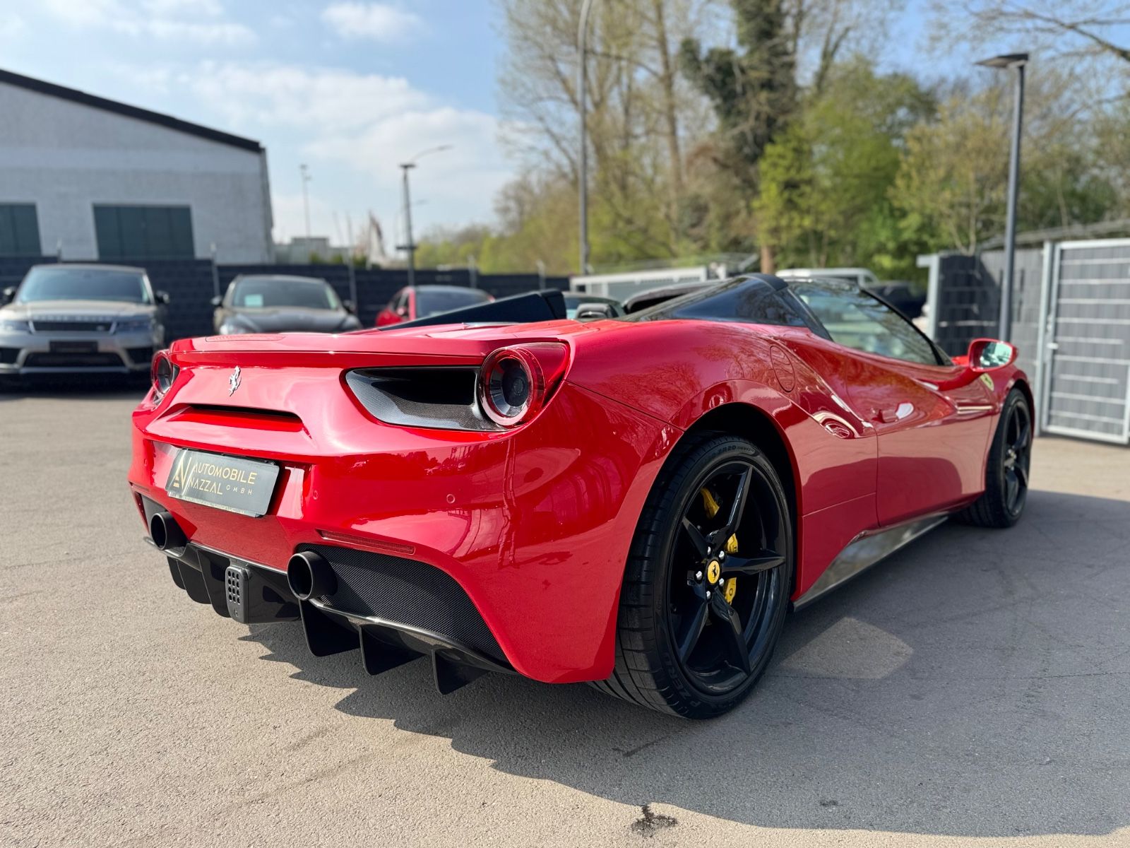 Fahrzeugabbildung Ferrari 488 SPIDER*RACING SEATS*CARBON*JBL*KAMERA*LIFT*