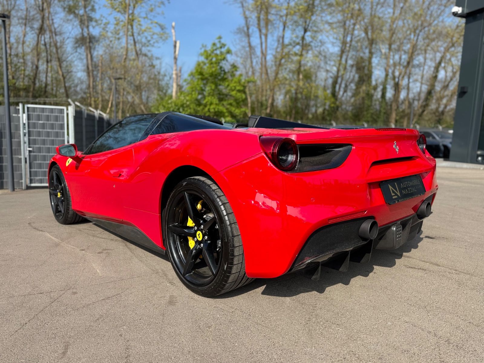 Fahrzeugabbildung Ferrari 488 SPIDER*RACING SEATS*CARBON*JBL*KAMERA*LIFT*