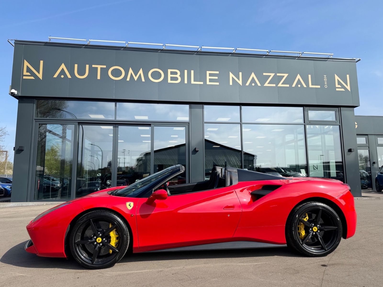 Fahrzeugabbildung Ferrari 488 SPIDER*RACING SEATS*CARBON*JBL*KAMERA*LIFT*