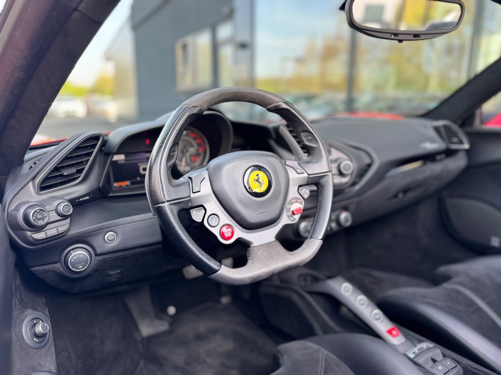 Fahrzeugabbildung Ferrari 488 SPIDER*RACING SEATS*CARBON*JBL*KAMERA*LIFT*