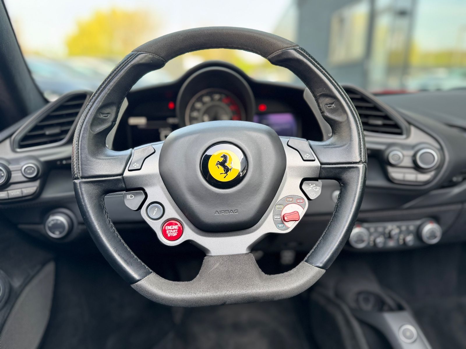 Fahrzeugabbildung Ferrari 488 SPIDER*RACING SEATS*CARBON*JBL*KAMERA*LIFT*