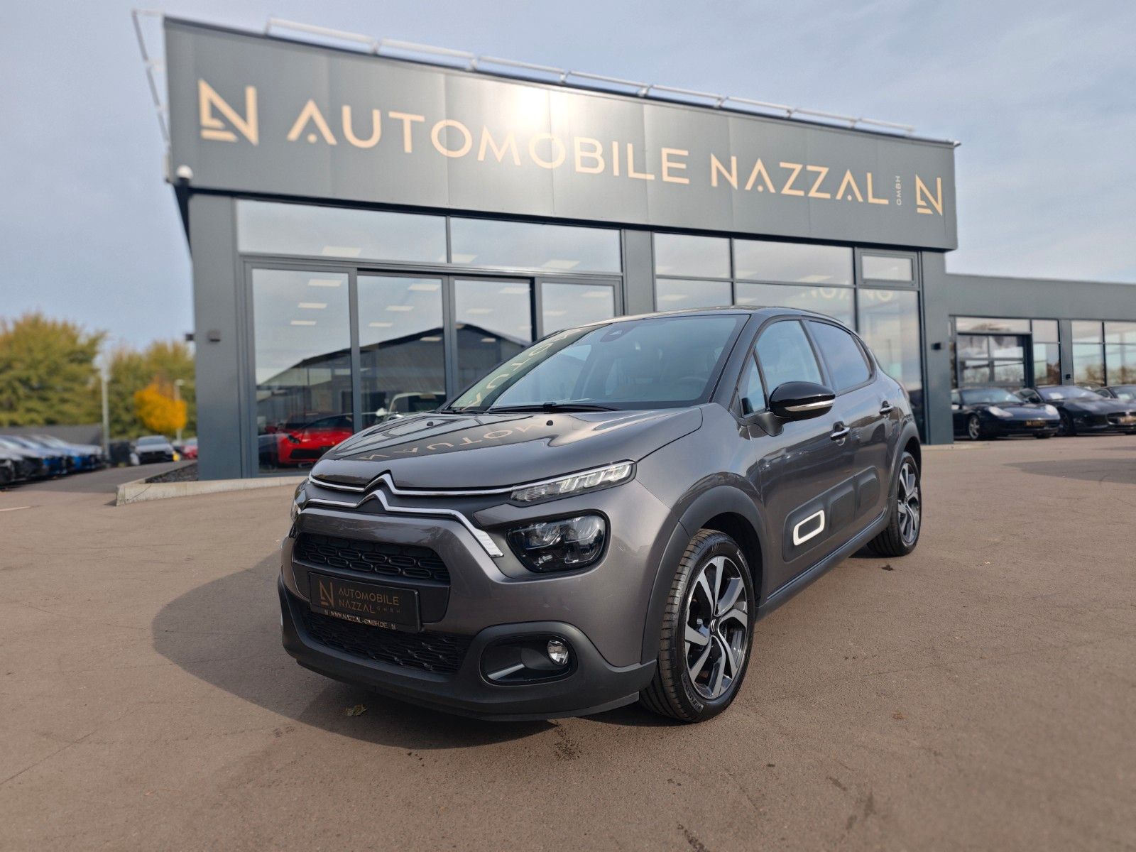 Citroën C3 SHINE*APPLE CAR*KLIMAAUTO.*NAVI*KAMERA*