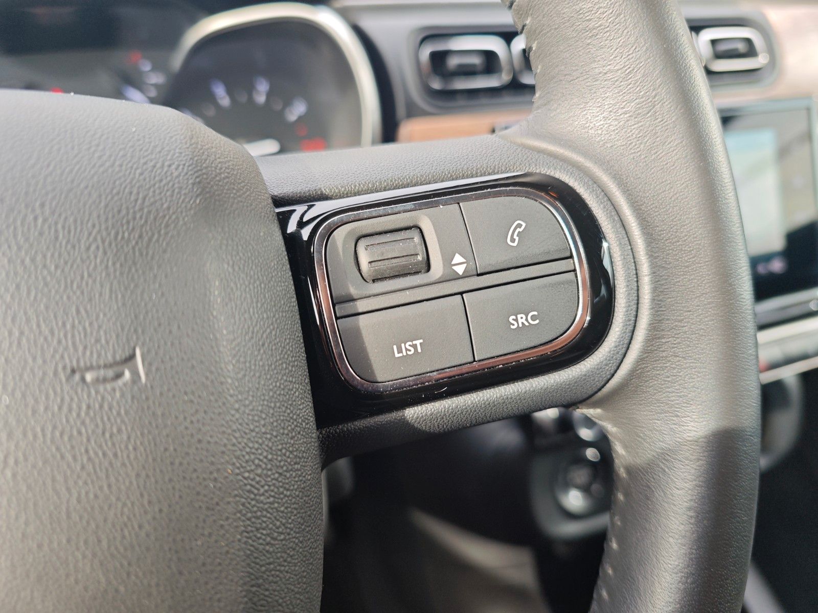 Fahrzeugabbildung Citroën C3 SHINE*APPLE CAR*KLIMAAUTO.*NAVI*KAMERA*