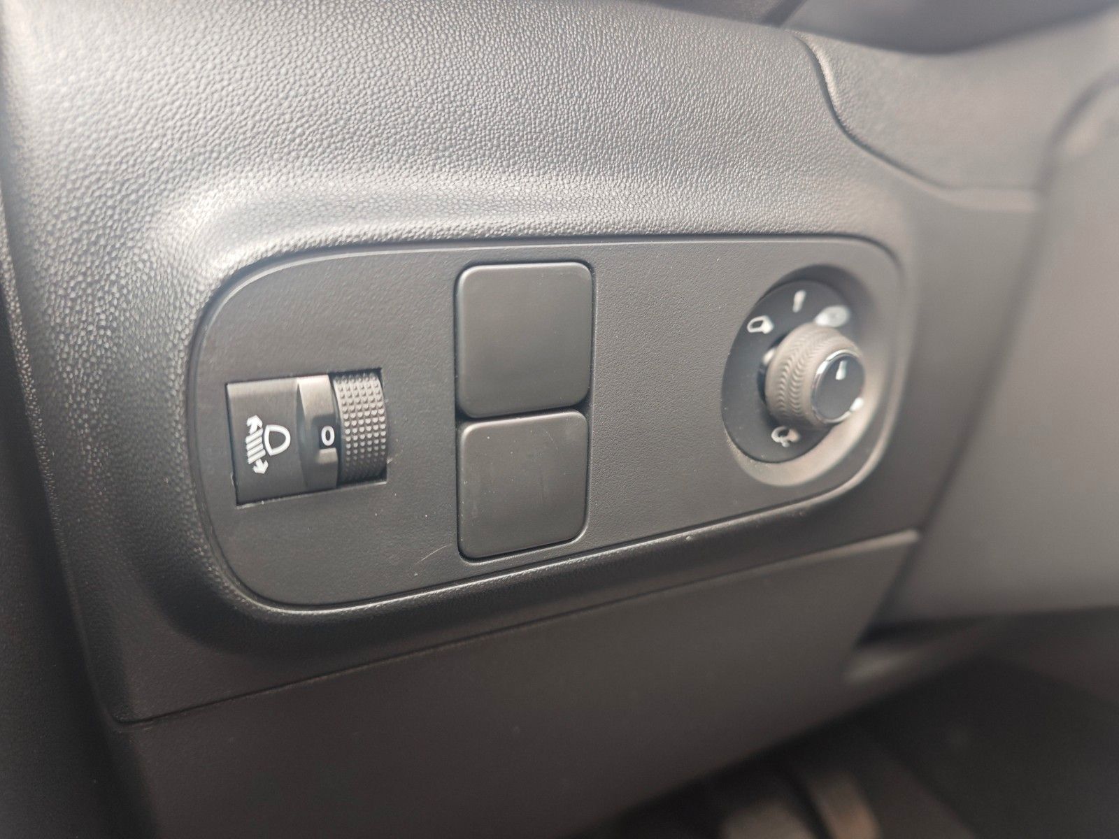 Fahrzeugabbildung Citroën C3 SHINE*APPLE CAR*KLIMAAUTO.*NAVI*KAMERA*