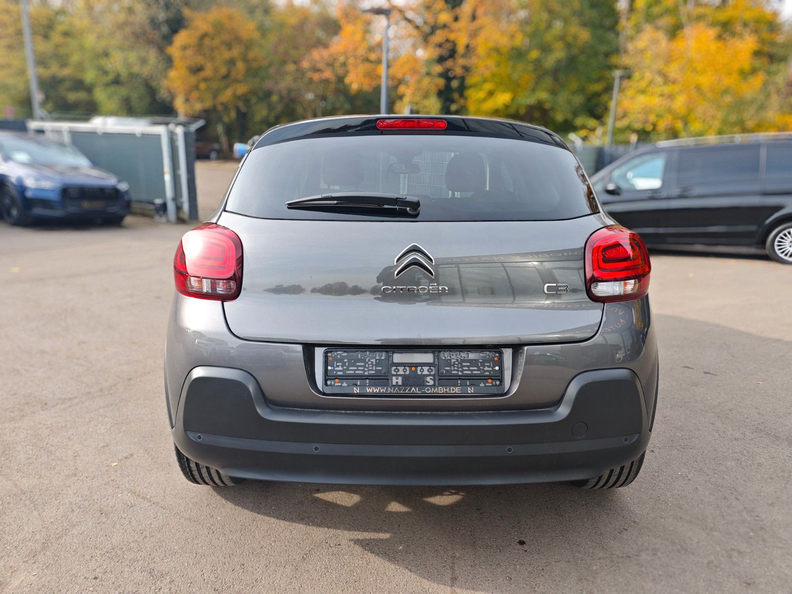 Fahrzeugabbildung Citroën C3 SHINE*APPLE CAR*KLIMAAUTO.*NAVI*KAMERA*