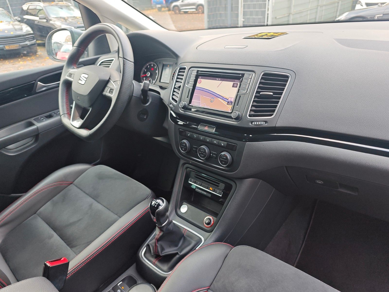 Fahrzeugabbildung SEAT ALHAMBRA FR-LINE 7.SITZER*2xSCHIEBETÜREN*1.HAND*