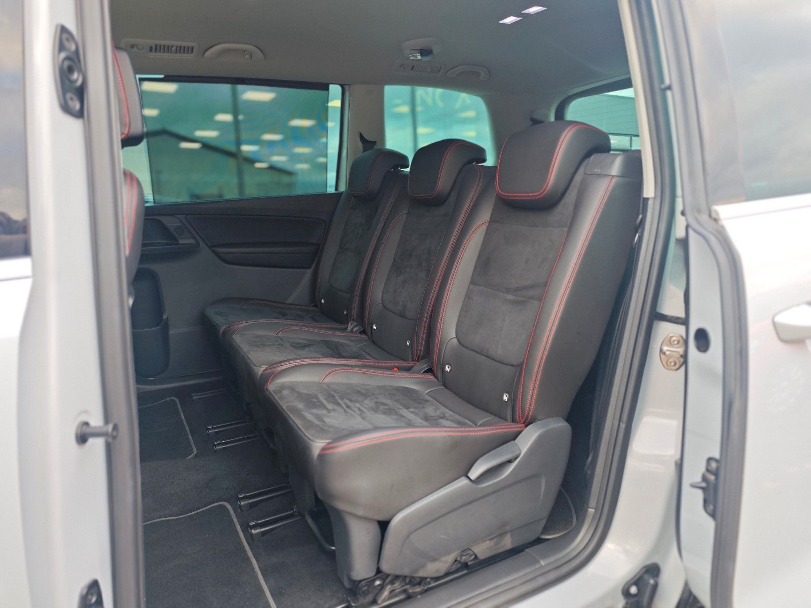 Fahrzeugabbildung SEAT ALHAMBRA FR-LINE 7.SITZER*2xSCHIEBETÜREN*1.HAND*
