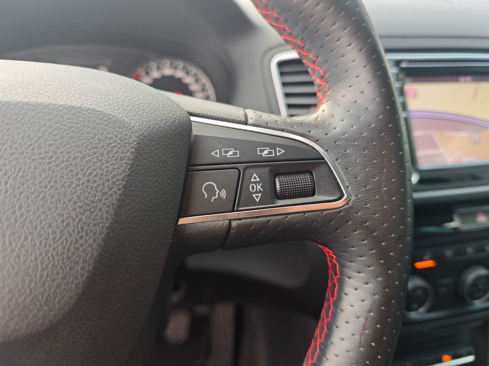 Fahrzeugabbildung SEAT ALHAMBRA FR-LINE 7.SITZER*2xSCHIEBETÜREN*1.HAND*