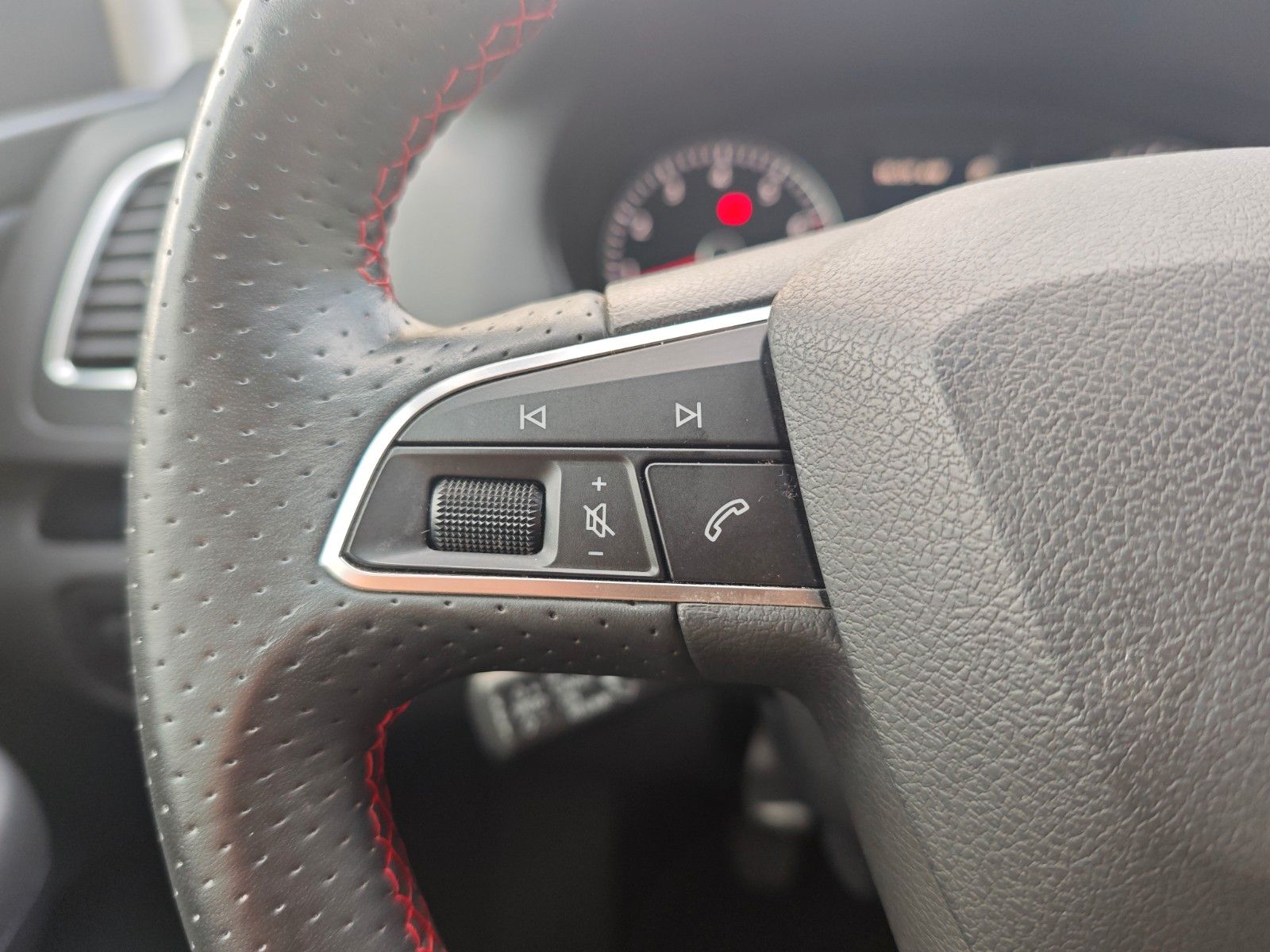 Fahrzeugabbildung SEAT ALHAMBRA FR-LINE 7.SITZER*2xSCHIEBETÜREN*1.HAND*