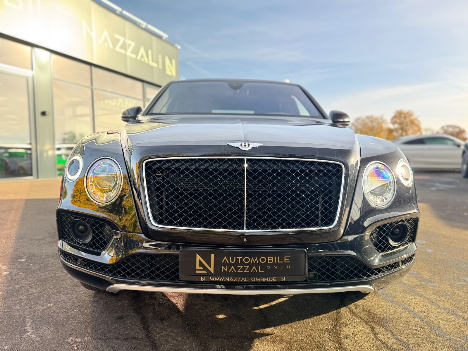 Fahrzeugabbildung Bentley BENTAYGA 6.0 W12 4WD MULLINER*PANORAMA*22.ZOLL*