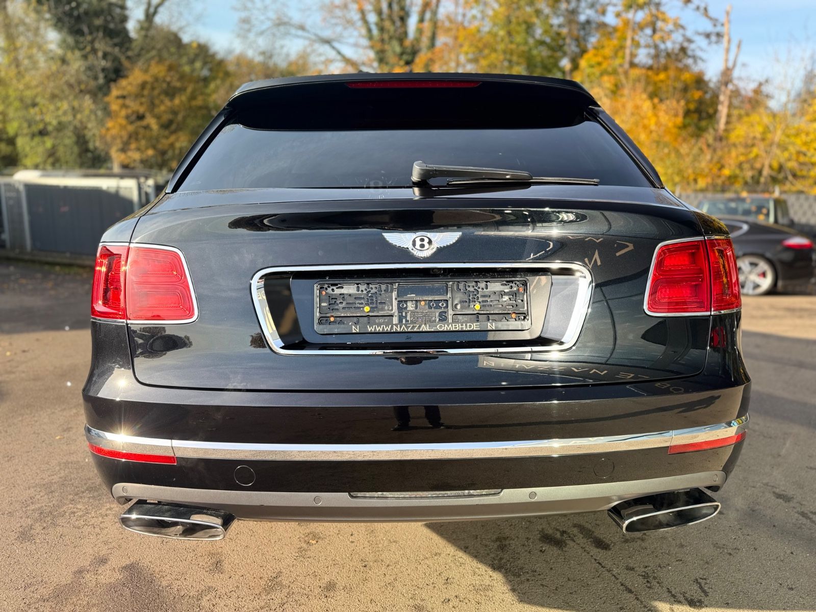 Fahrzeugabbildung Bentley BENTAYGA 6.0 W12 4WD MULLINER*PANORAMA*22.ZOLL*
