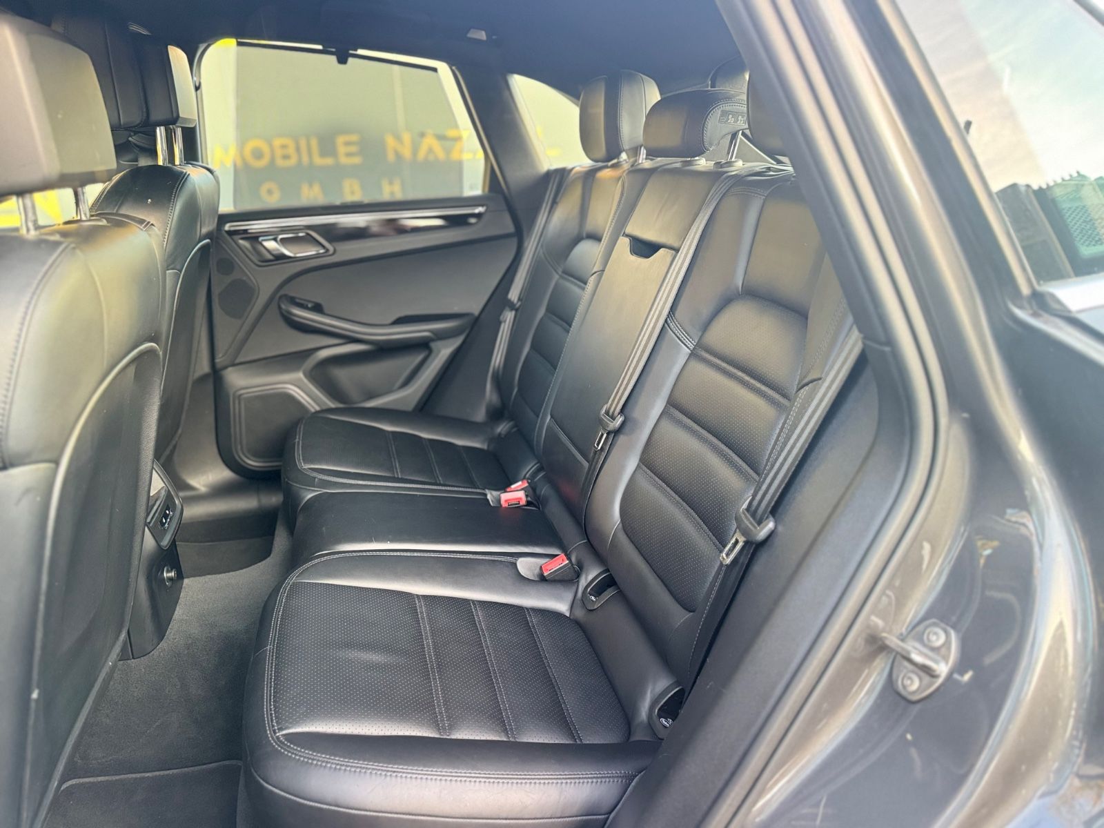 Fahrzeugabbildung Porsche MACAN S*AUT.*NAVI*PANORAMA*21.ZOLL*BI-XENON*