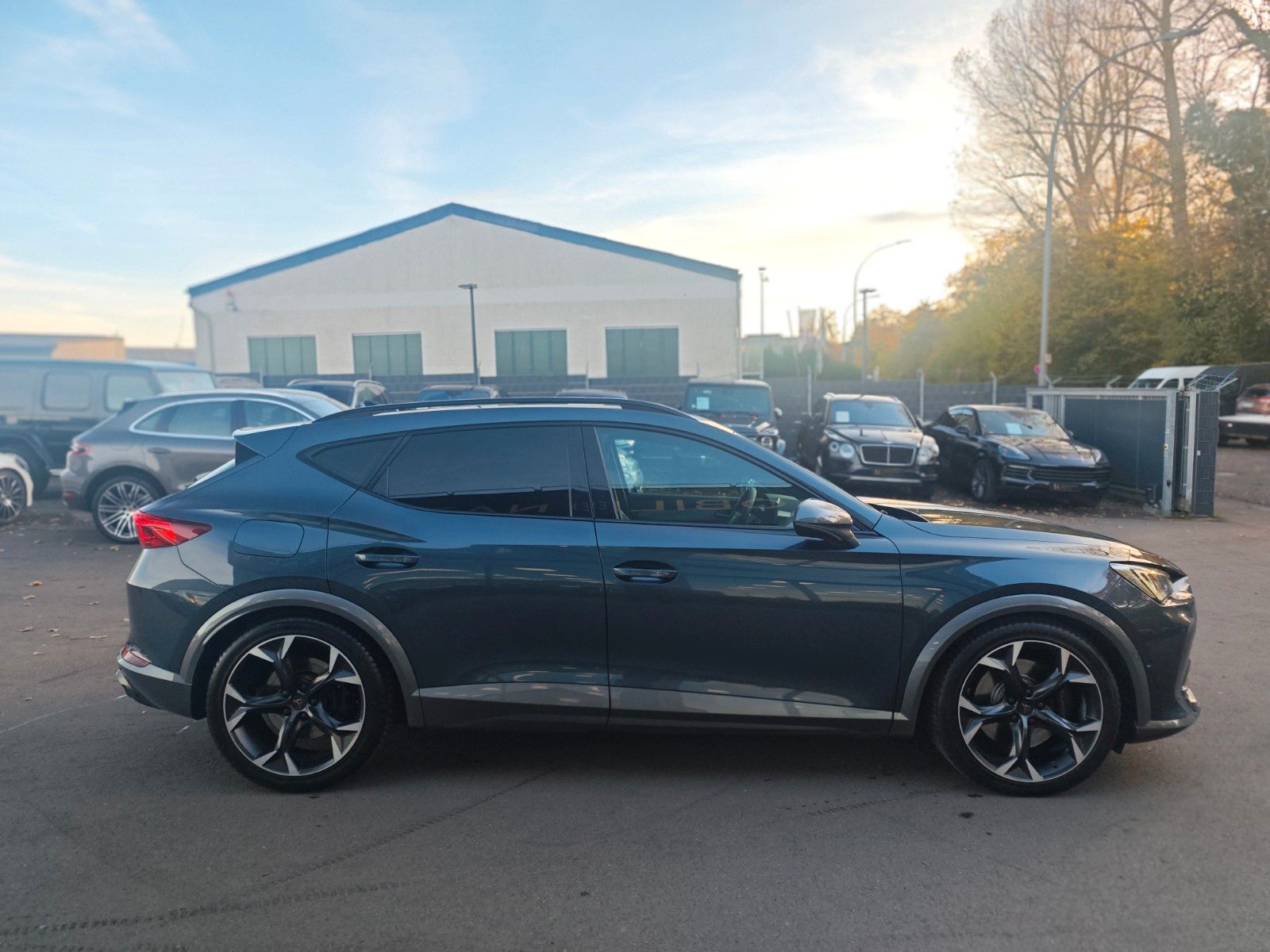 Fahrzeugabbildung CUPRA FORMENTOR*ACC*LED*VIRTUAL*CARPLAY*KAMERA*