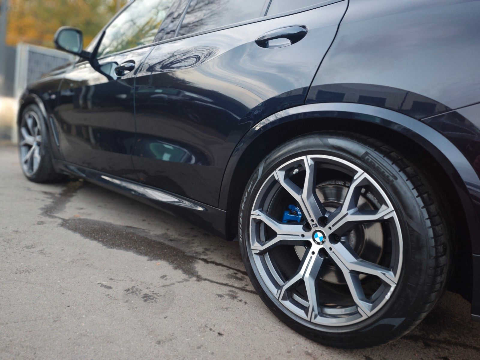 Fahrzeugabbildung BMW X5 xDrive 30 d M SPORT/NIGHT-VIS/PANO/21.Z/HARMA