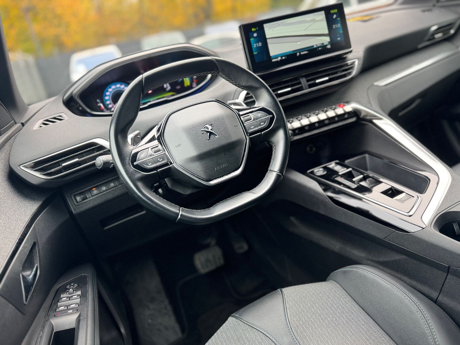 Fahrzeugabbildung Peugeot 3008 HYBRID 225 ALLURE*FACELIFT*VOLL-LED*KAMERA*