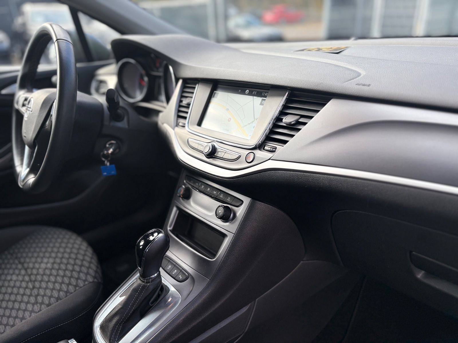 Fahrzeugabbildung Opel ASTRA K SPORTS TOURER EDITION*AUT*PDC*NAVI*1.HD*