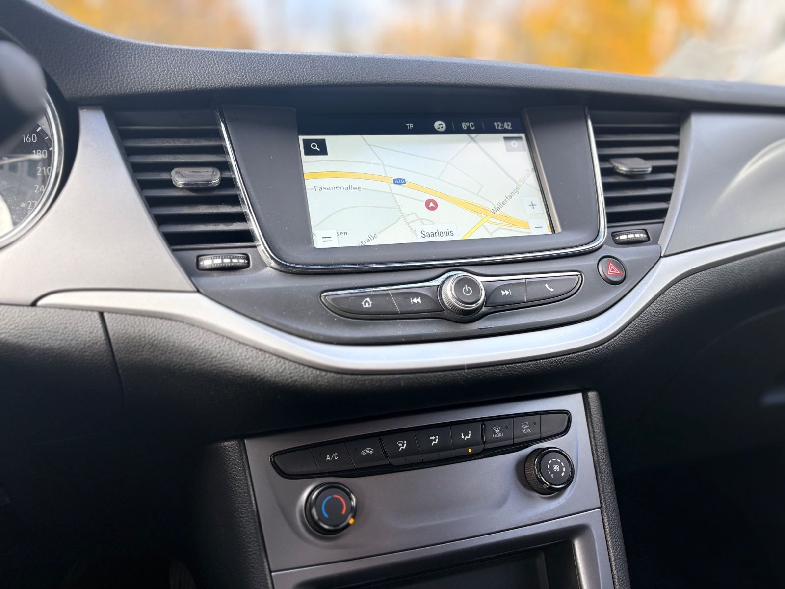 Fahrzeugabbildung Opel ASTRA K SPORTS TOURER EDITION*AUT*PDC*NAVI*1.HD*