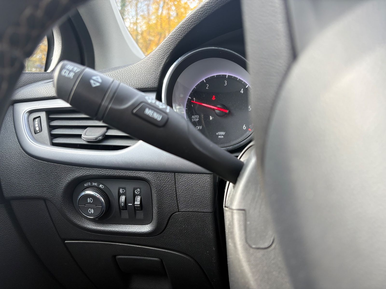 Fahrzeugabbildung Opel ASTRA K SPORTS TOURER EDITION*AUT*PDC*NAVI*1.HD*