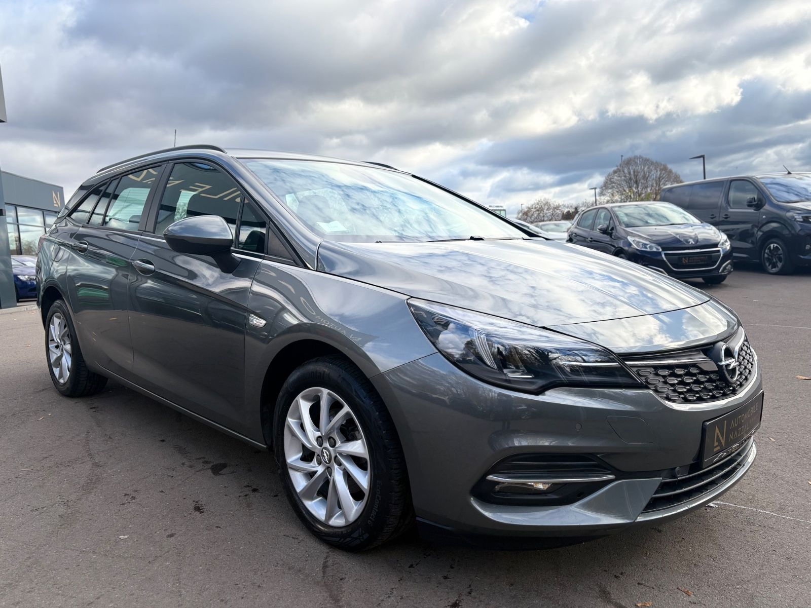 Fahrzeugabbildung Opel ASTRA K SPORTS TOURER EDITION*AUT*PDC*NAVI*1.HD*