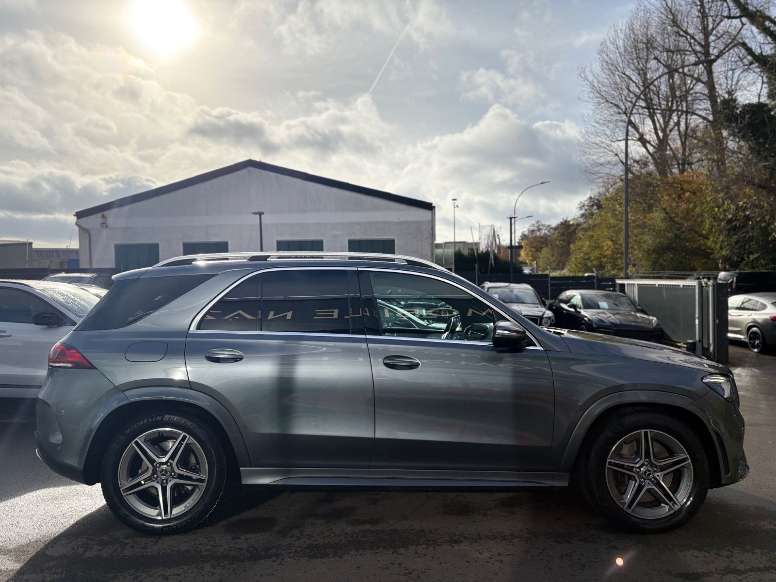 Fahrzeugabbildung Mercedes-Benz GLE 450 4M AMG-LINE*AIRMATIC*EL.AHK*DISTRONIC*
