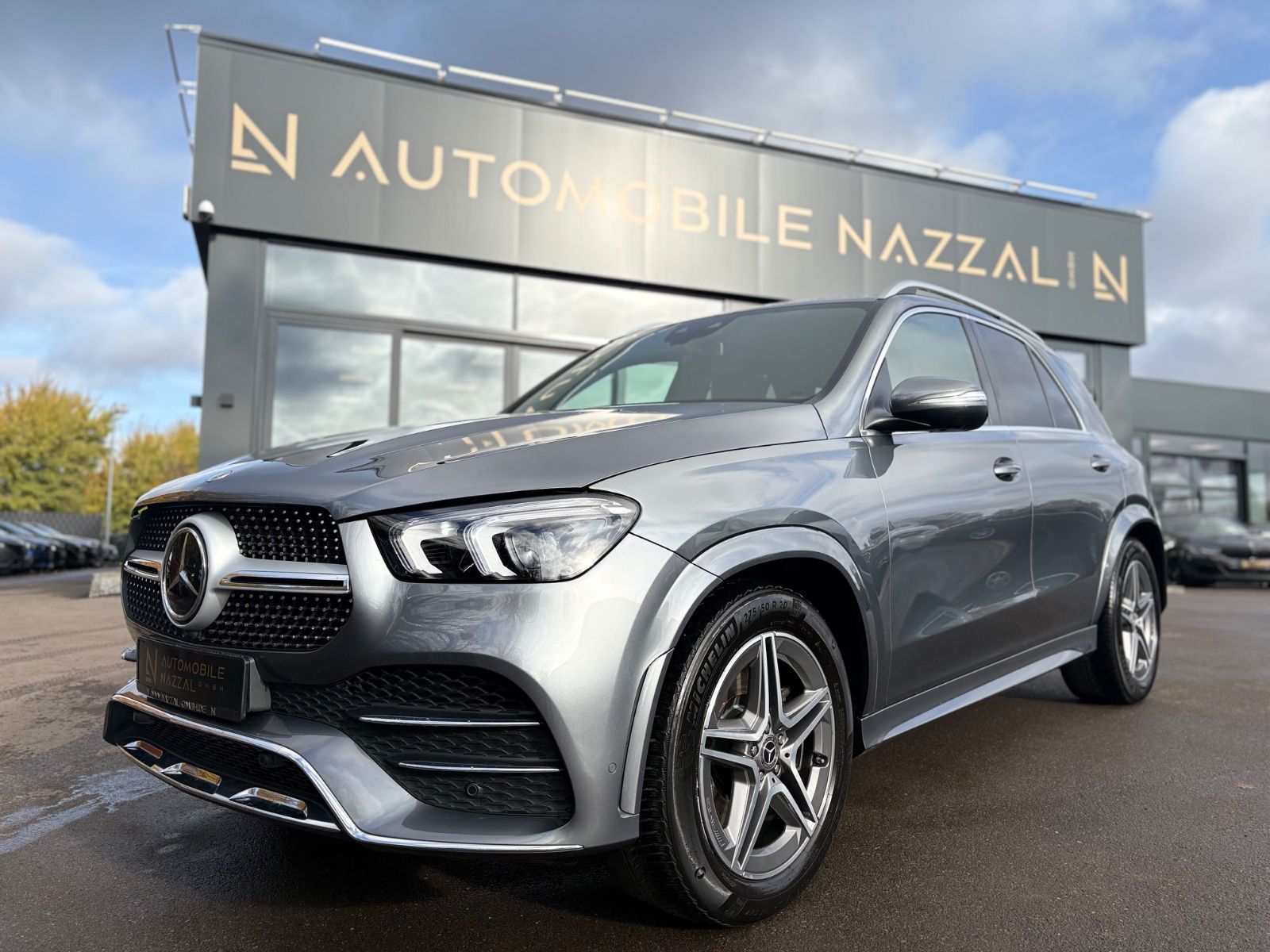 Fahrzeugabbildung Mercedes-Benz GLE 450 4M AMG-LINE*AIRMATIC*EL.AHK*DISTRONIC*