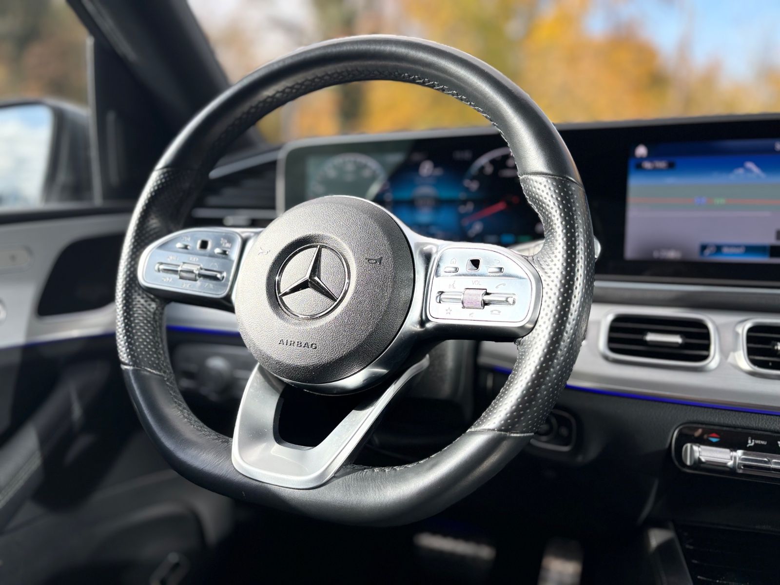 Fahrzeugabbildung Mercedes-Benz GLE 450 4M AMG-LINE*AIRMATIC*EL.AHK*DISTRONIC*