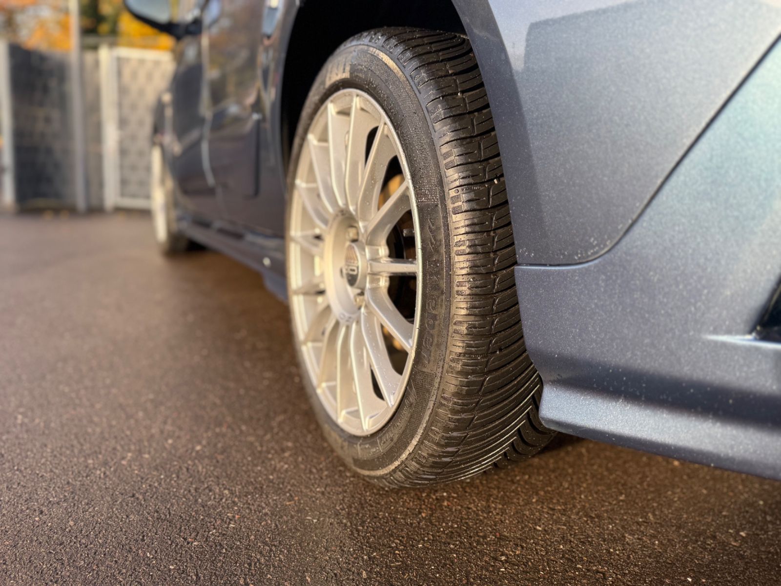 Fahrzeugabbildung Ford TRANSIT CONNECT LIMITED MS RT-SPORT*R-KAMERA*