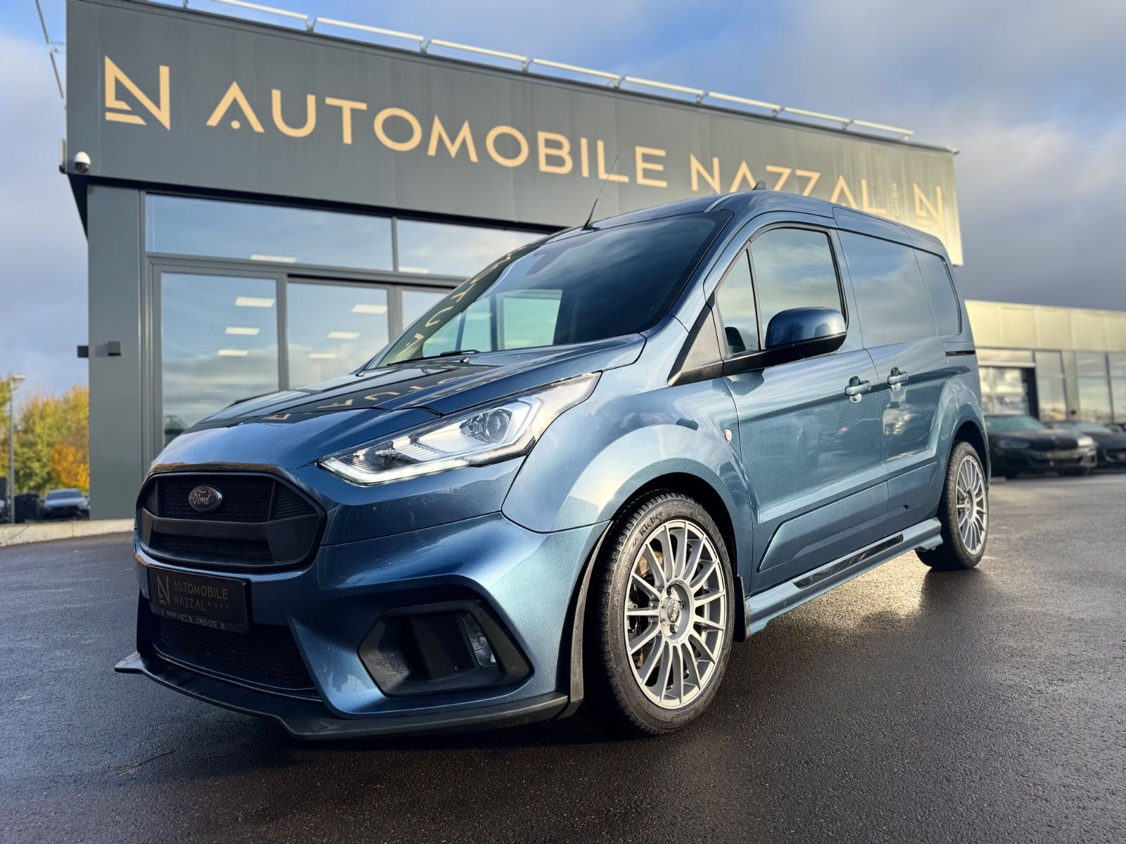 Fahrzeugabbildung Ford TRANSIT CONNECT LIMITED MS RT-SPORT*R-KAMERA*