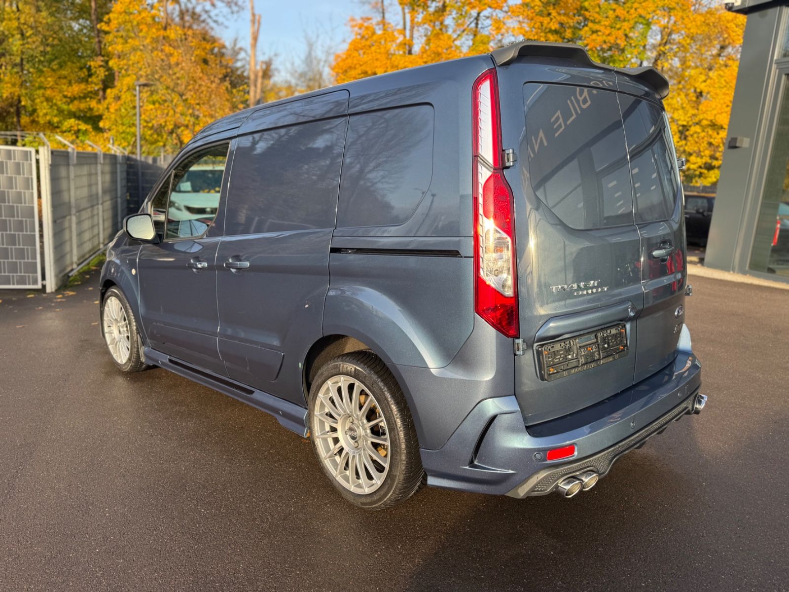 Fahrzeugabbildung Ford TRANSIT CONNECT LIMITED MS RT-SPORT*R-KAMERA*
