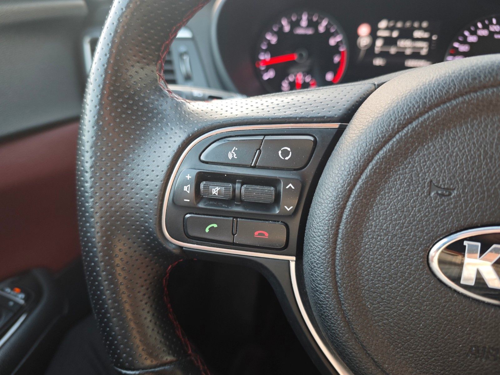 Fahrzeugabbildung Kia OPTIMA GT*HARMAN KARDON*PANORAMA*LED*360°KAMERA*