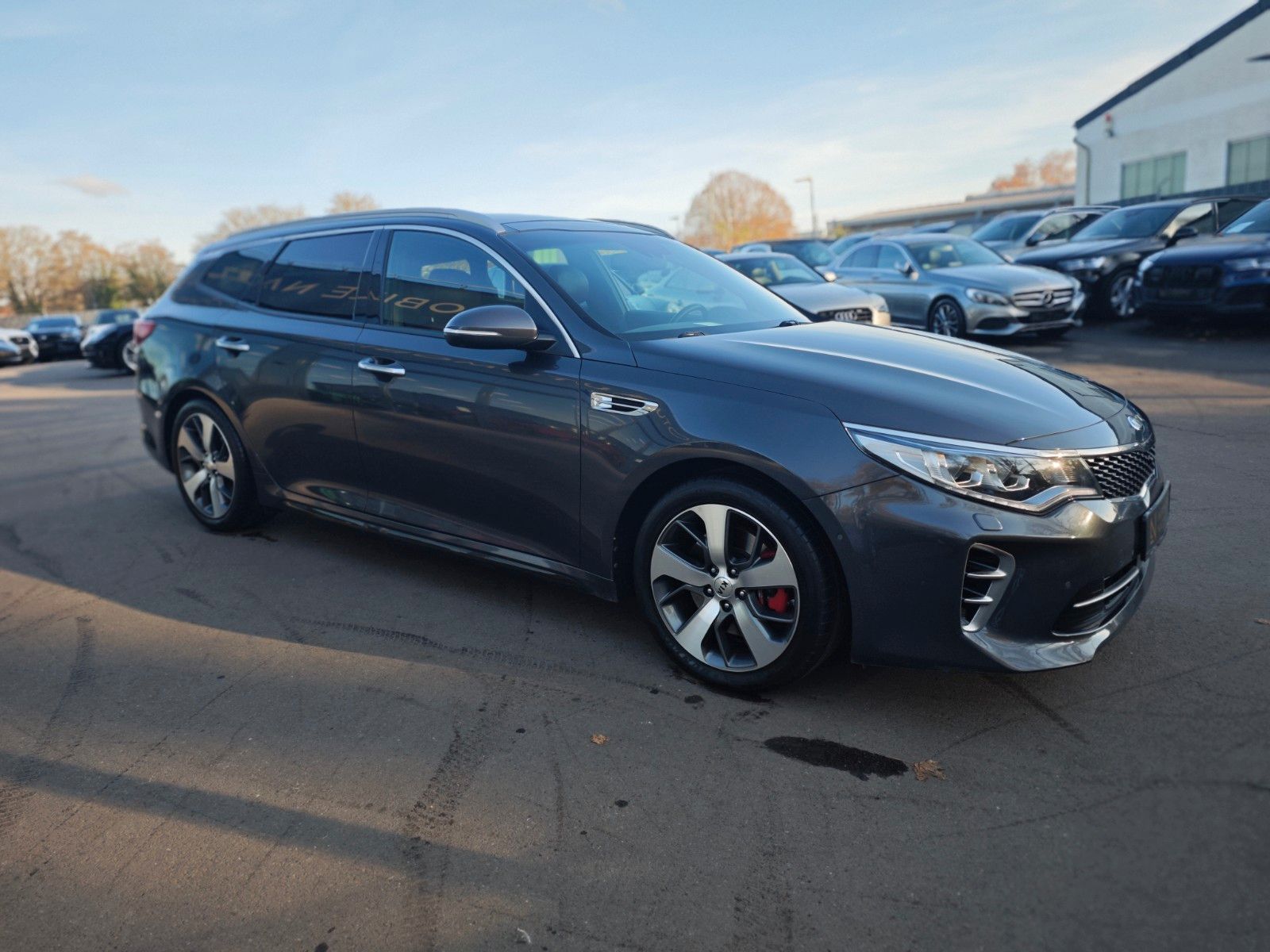 Fahrzeugabbildung Kia OPTIMA GT*HARMAN KARDON*PANORAMA*LED*360°KAMERA*