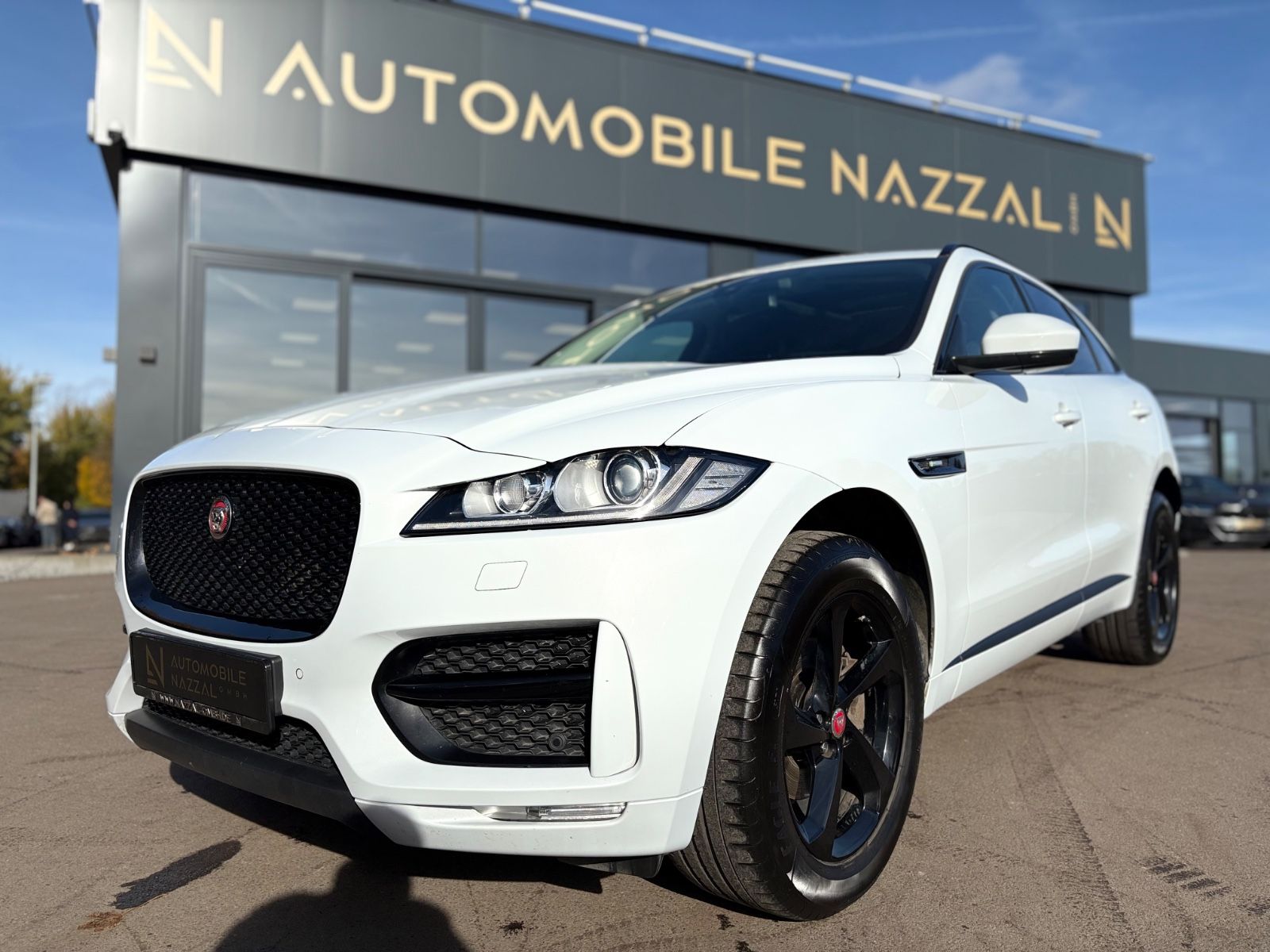 Fahrzeugabbildung Jaguar F-PACE R-DYNAMIC AWD *1.HAND*