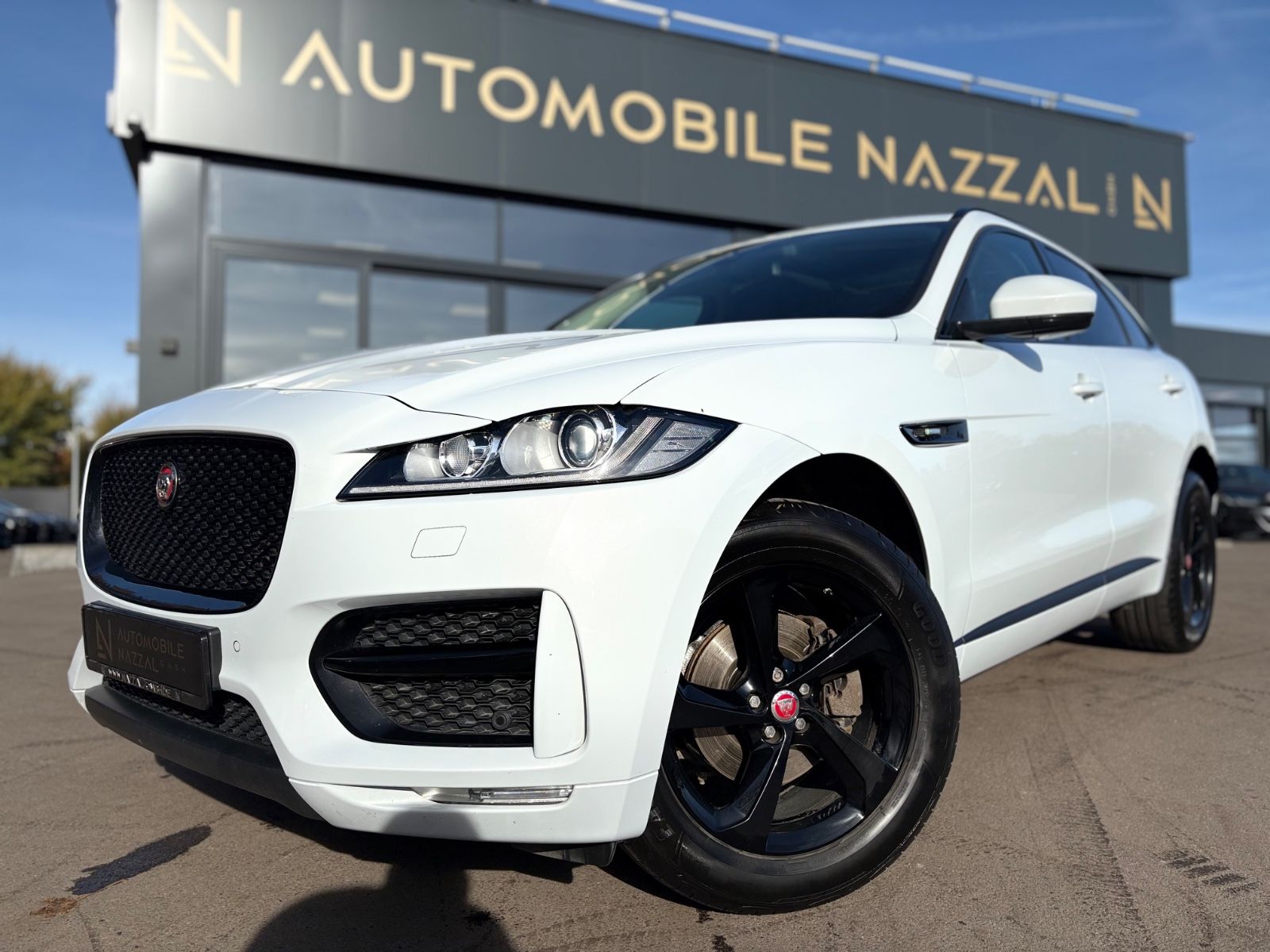 Fahrzeugabbildung Jaguar F-PACE R-DYNAMIC AWD *1.HAND*