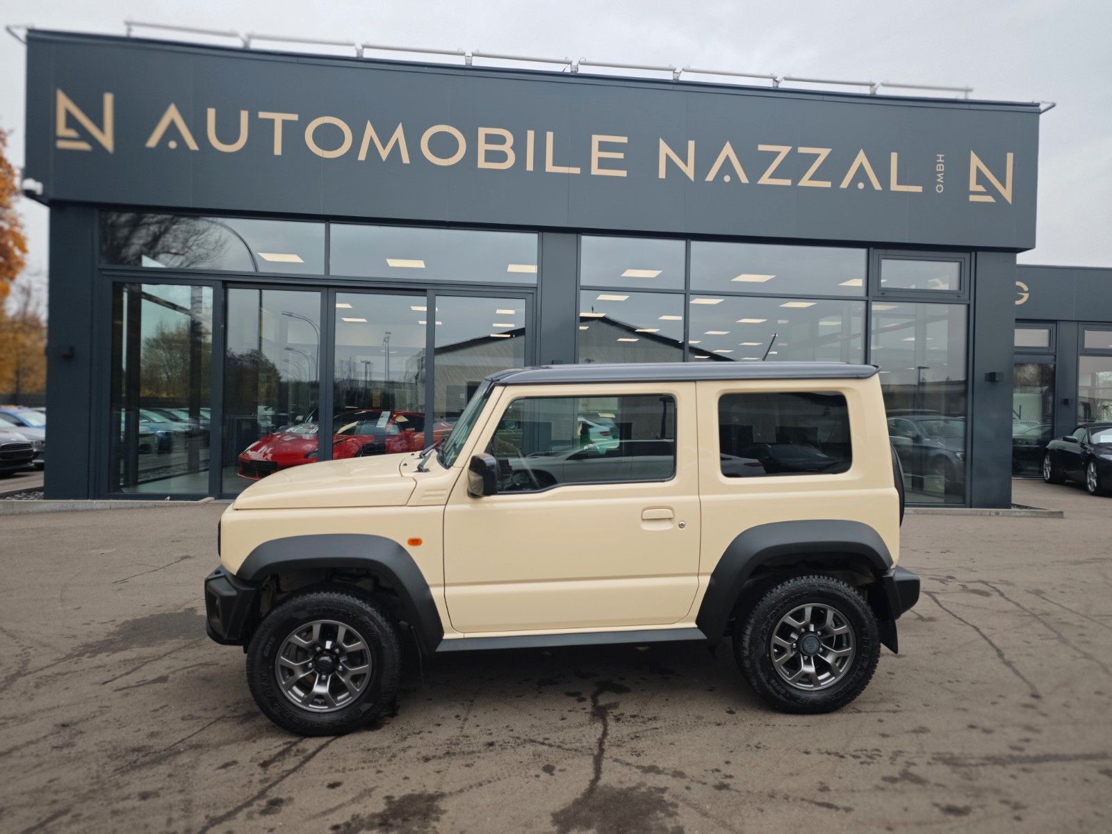 Fahrzeugabbildung Suzuki JIMNY ALLGRIP*ALLRAD*AHK*APPLE CAR*SHZ*AUTOMATIK