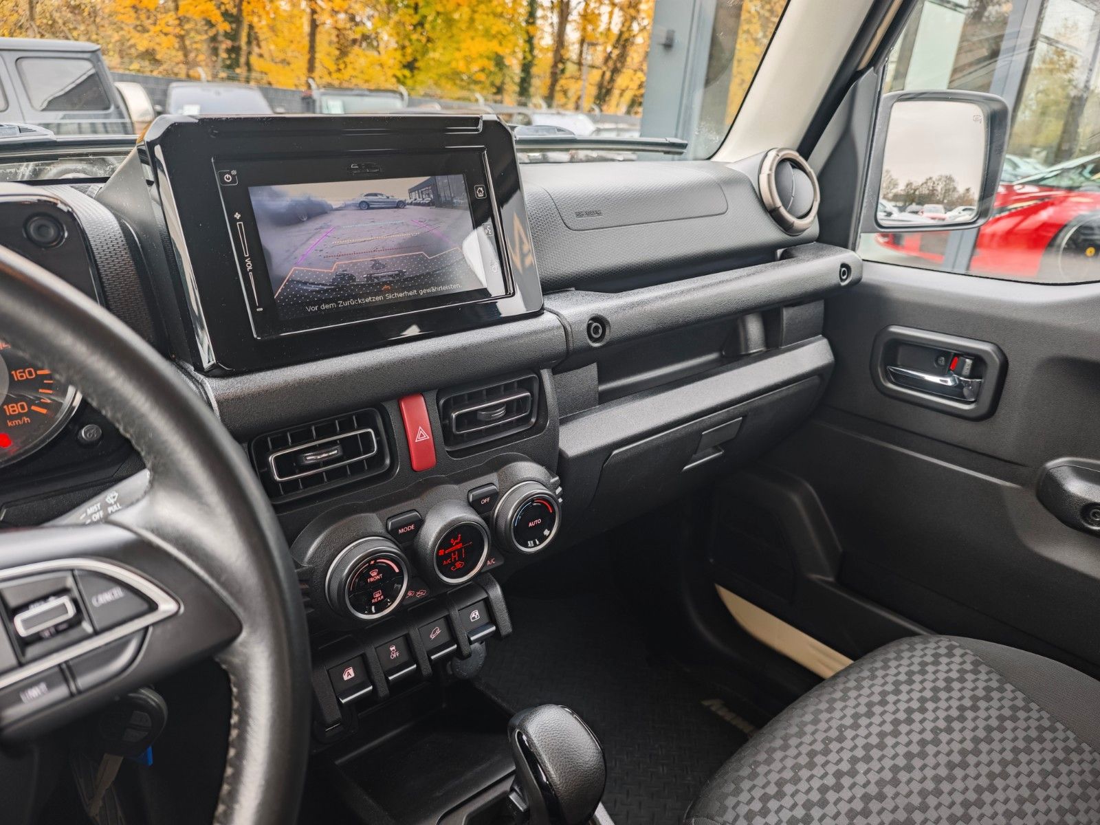 Fahrzeugabbildung Suzuki JIMNY ALLGRIP*ALLRAD*AHK*APPLE CAR*SHZ*AUTOMATIK