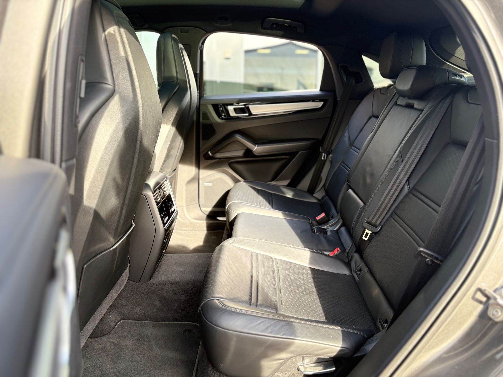 Fahrzeugabbildung Porsche CAYENNE COUPE*PANORAMA*SOFT*CHRONO*21 ZOLL*