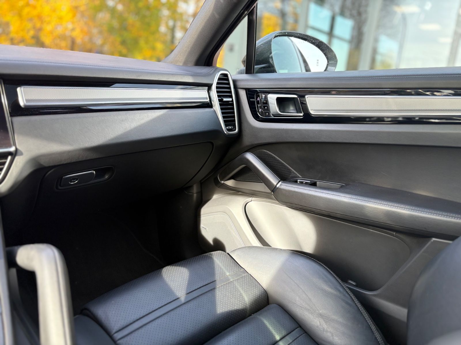 Fahrzeugabbildung Porsche CAYENNE COUPE*PANORAMA*SOFT*CHRONO*21 ZOLL*