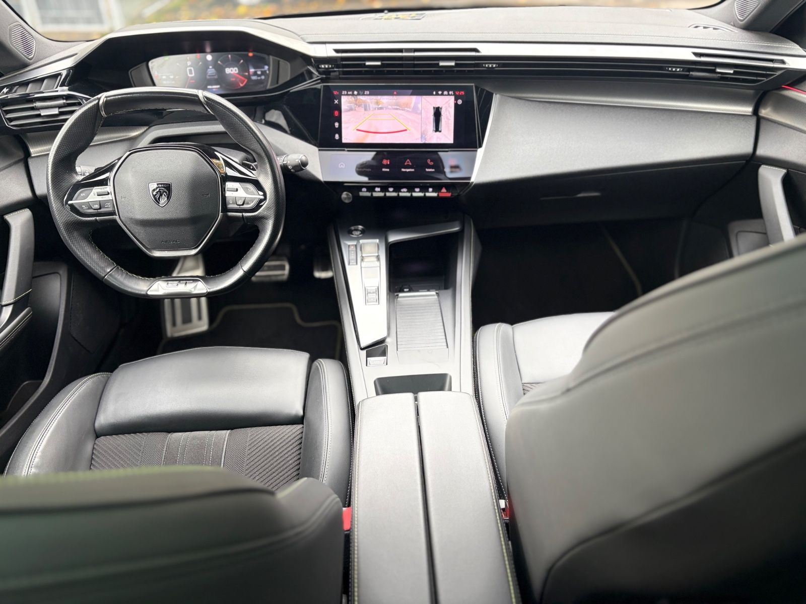 Fahrzeugabbildung Peugeot 308 SW GT*AUT*PANORAMA*MATRIX*360 KAMERA*TRAUM*