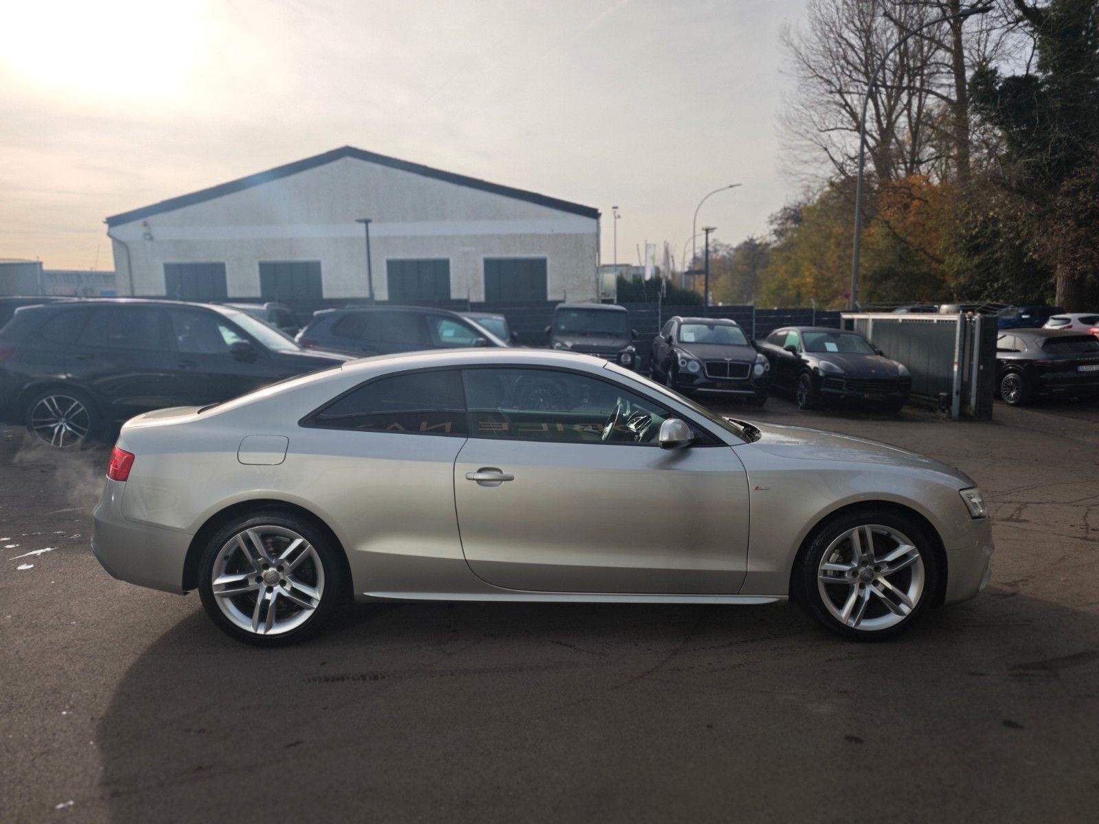 Fahrzeugabbildung Audi A5 COUPE *S-LINE SPORT+*BI-XENON*SHZ*PDC*