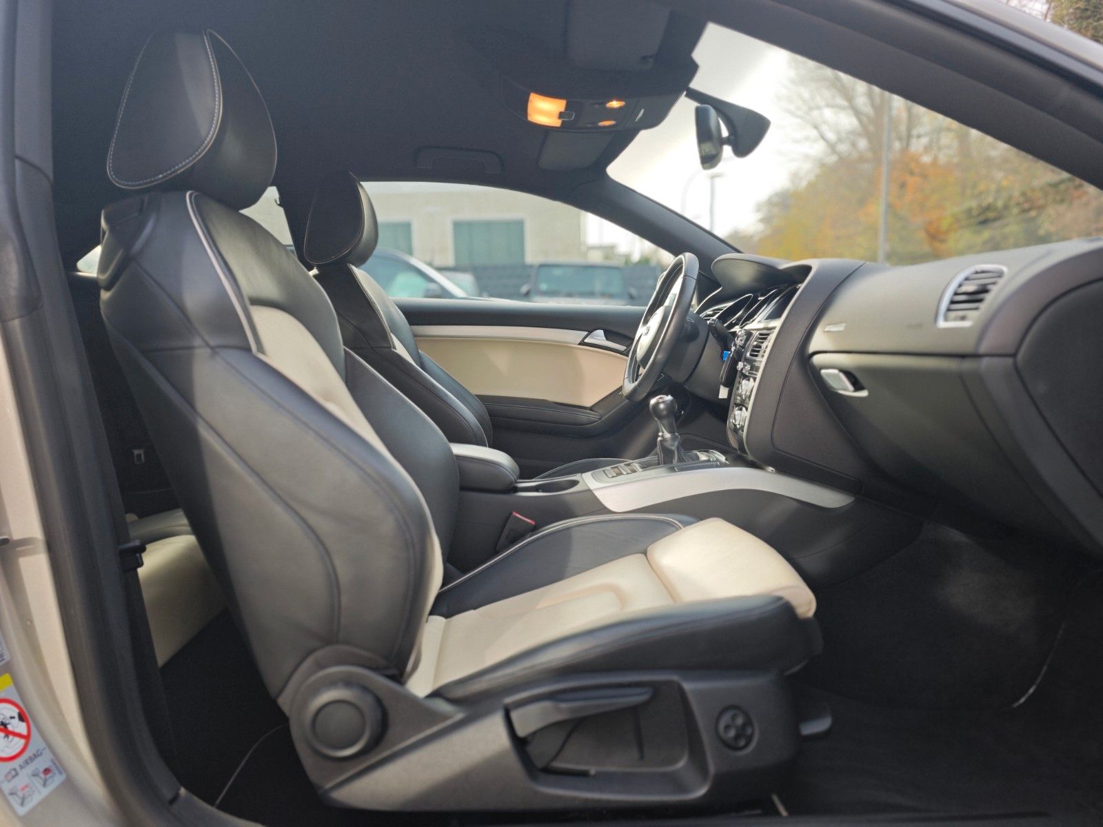 Fahrzeugabbildung Audi A5 COUPE *S-LINE SPORT+*BI-XENON*SHZ*PDC*