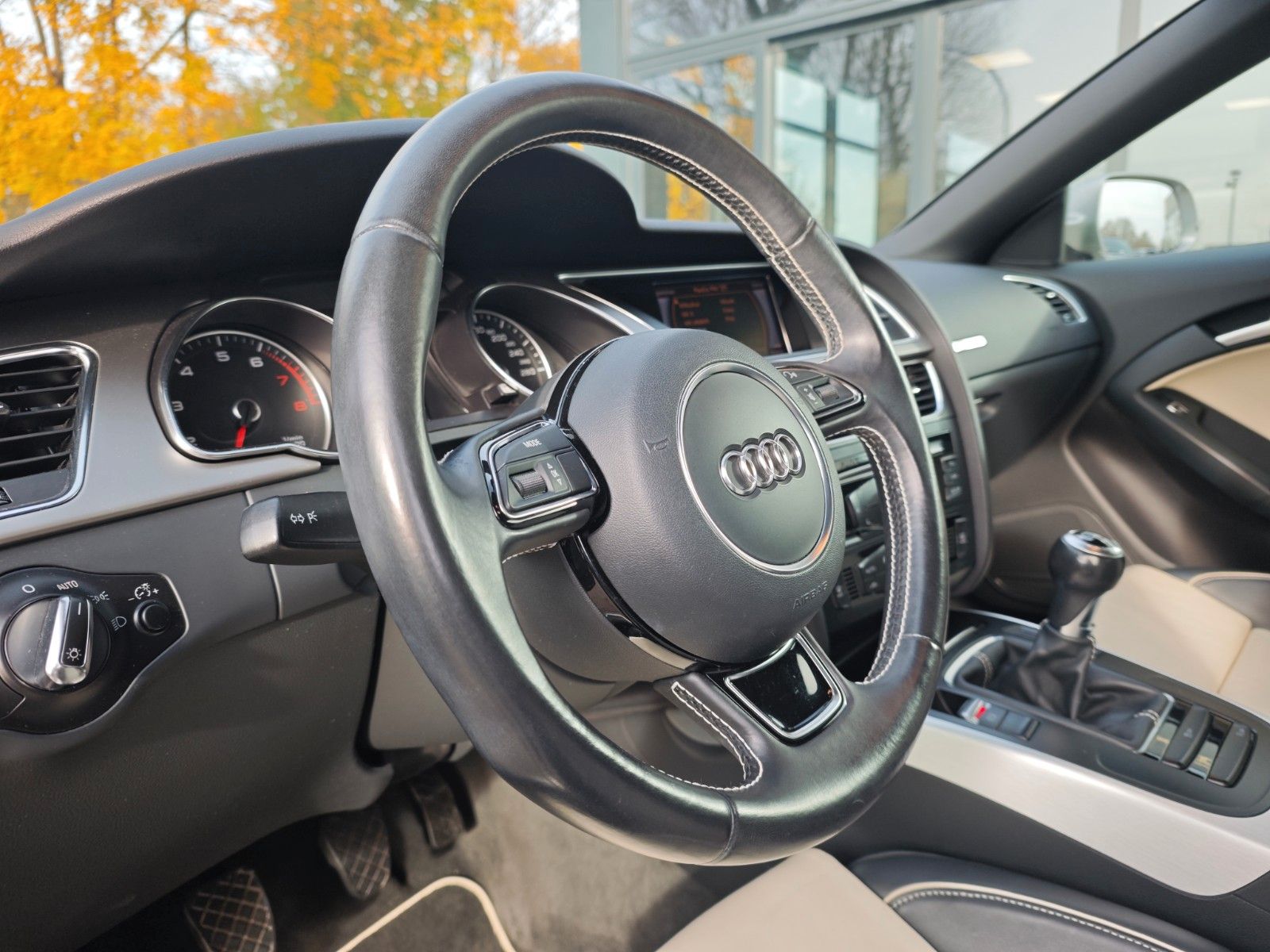 Fahrzeugabbildung Audi A5 COUPE *S-LINE SPORT+*BI-XENON*SHZ*PDC*