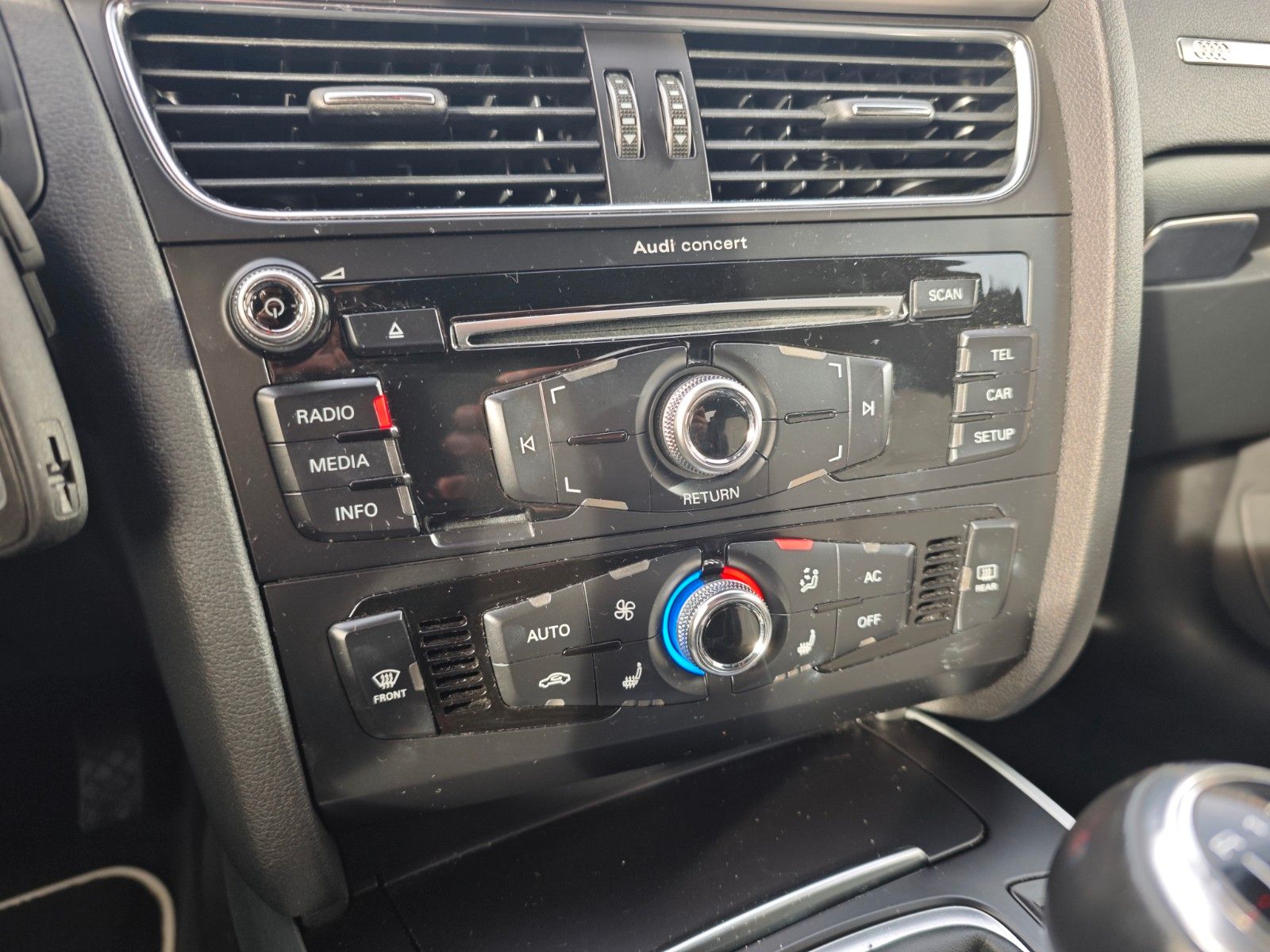 Fahrzeugabbildung Audi A5 COUPE *S-LINE SPORT+*BI-XENON*SHZ*PDC*