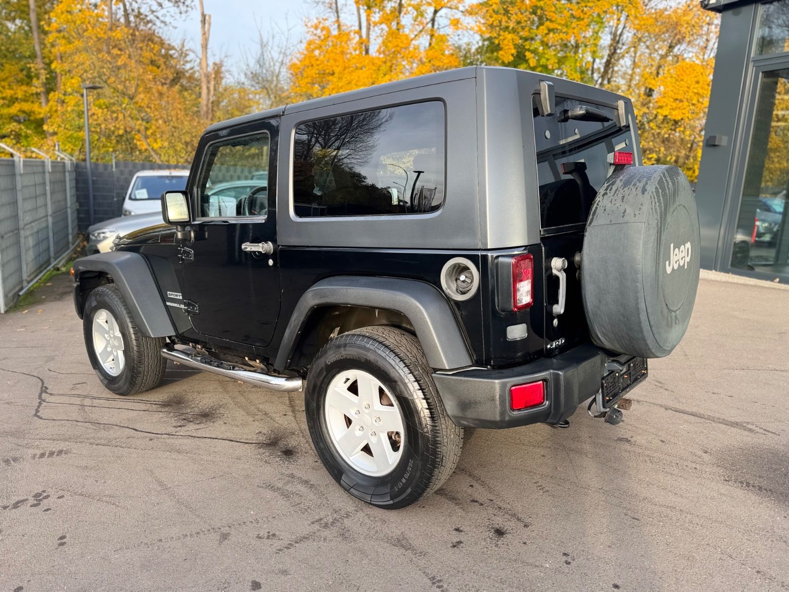 Fahrzeugabbildung Jeep WRANGLER UNLIMITED SPORT 2.8 CRD*NAVI*4X4*AHK*