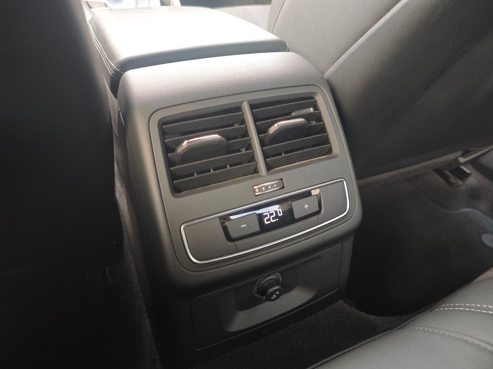 Fahrzeugabbildung Audi A5 COUPE 40TDI*S-LINE SPORT+*LED*ALCANTARA*VIRTU